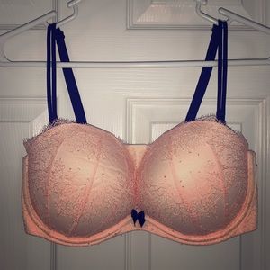 Versatile Victoria’s Secret bra